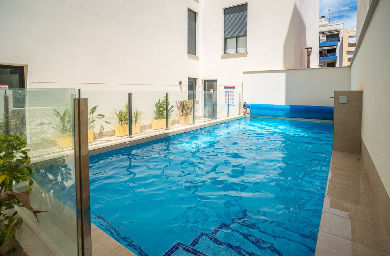 Resale - Apartment / flat - Torrevieja - Costa Blanca