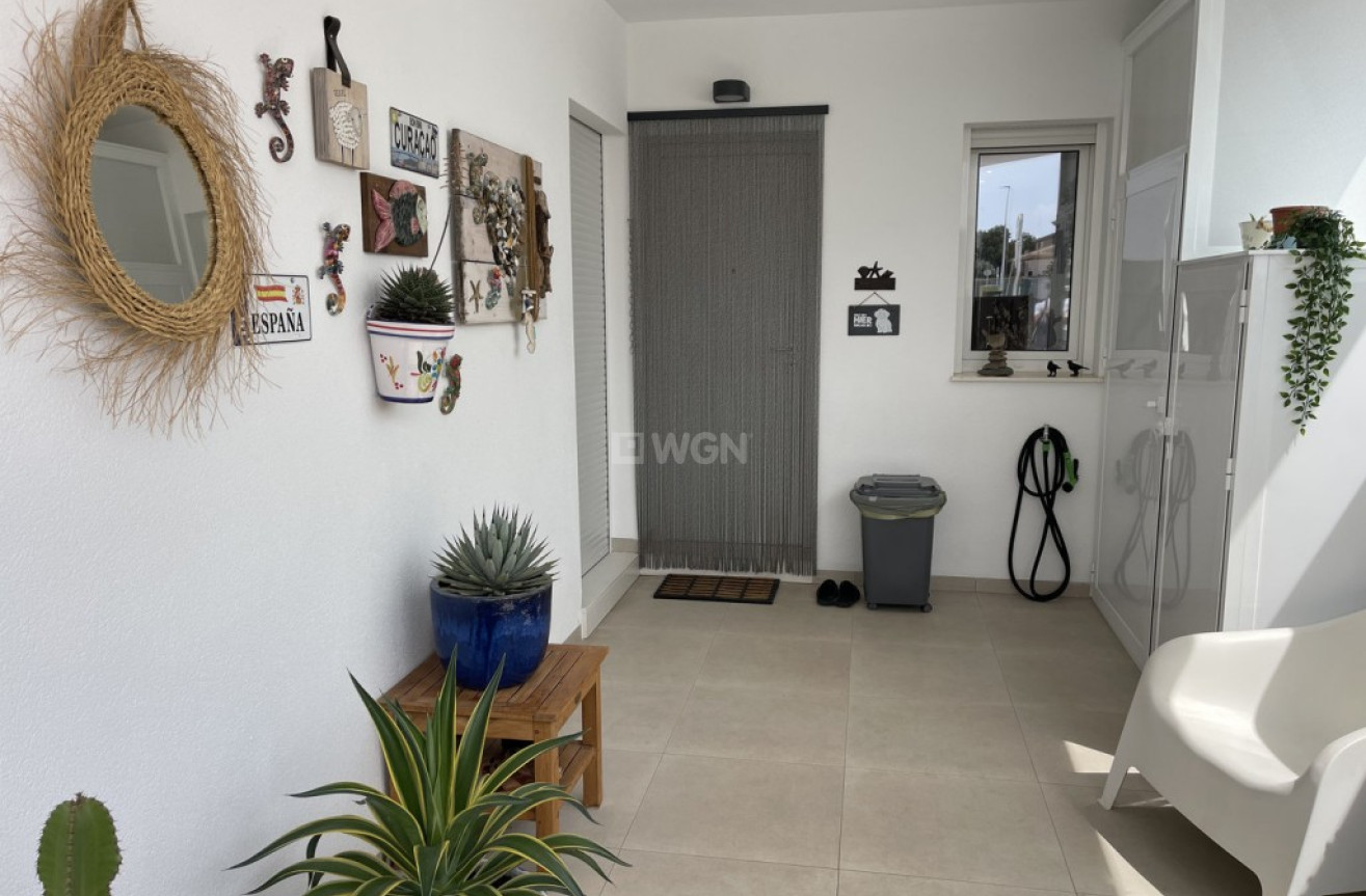 Resale - Bungalow - Pilar de la Horadada - Costa Blanca