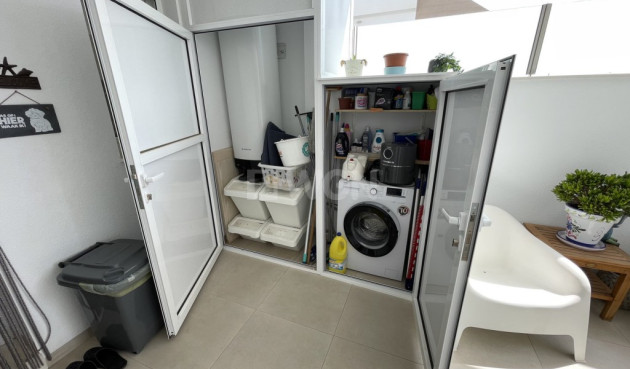 Resale - Bungalow - Pilar de la Horadada - Costa Blanca