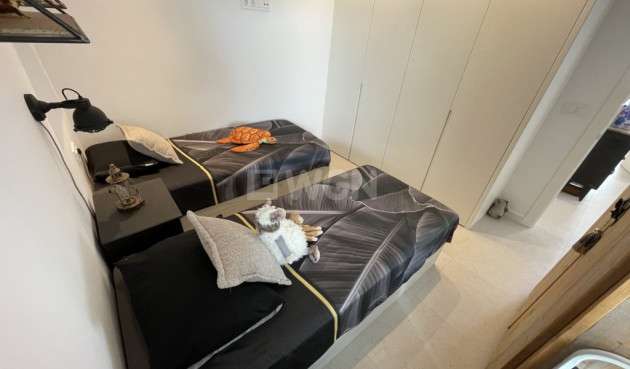 Resale - Bungalow - Pilar de la Horadada - Costa Blanca