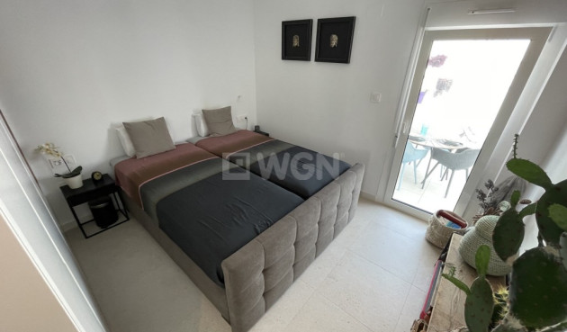 Resale - Bungalow - Pilar de la Horadada - Costa Blanca