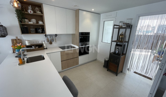 Resale - Bungalow - Pilar de la Horadada - Costa Blanca