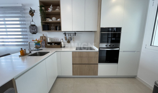 Resale - Bungalow - Pilar de la Horadada - Costa Blanca