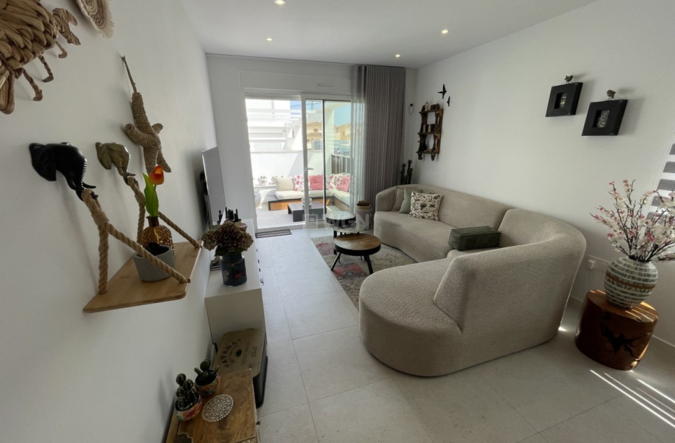 Resale - Bungalow - Pilar de la Horadada - Costa Blanca