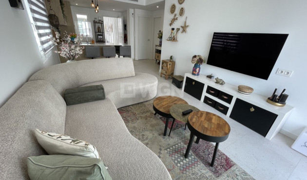 Resale - Bungalow - Pilar de la Horadada - Costa Blanca