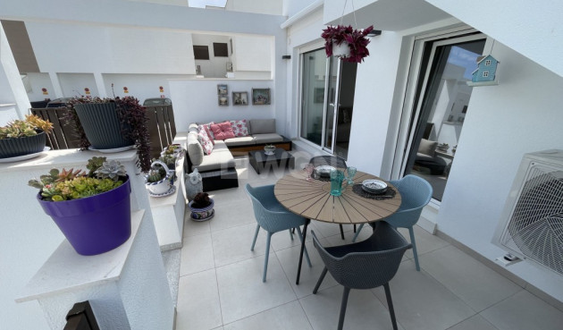 Resale - Bungalow - Pilar de la Horadada - Costa Blanca