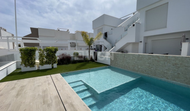 Resale - Bungalow - Pilar de la Horadada - Costa Blanca
