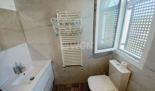 Odsprzedaż - Mieszkanie w bloku - Hacienda Riquelme Golf Resort - Inland