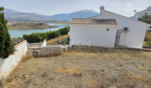 Odsprzedaż - Villa - Vinuela - Inland