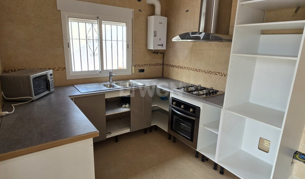 Odsprzedaż - Villa - Vinuela - Inland