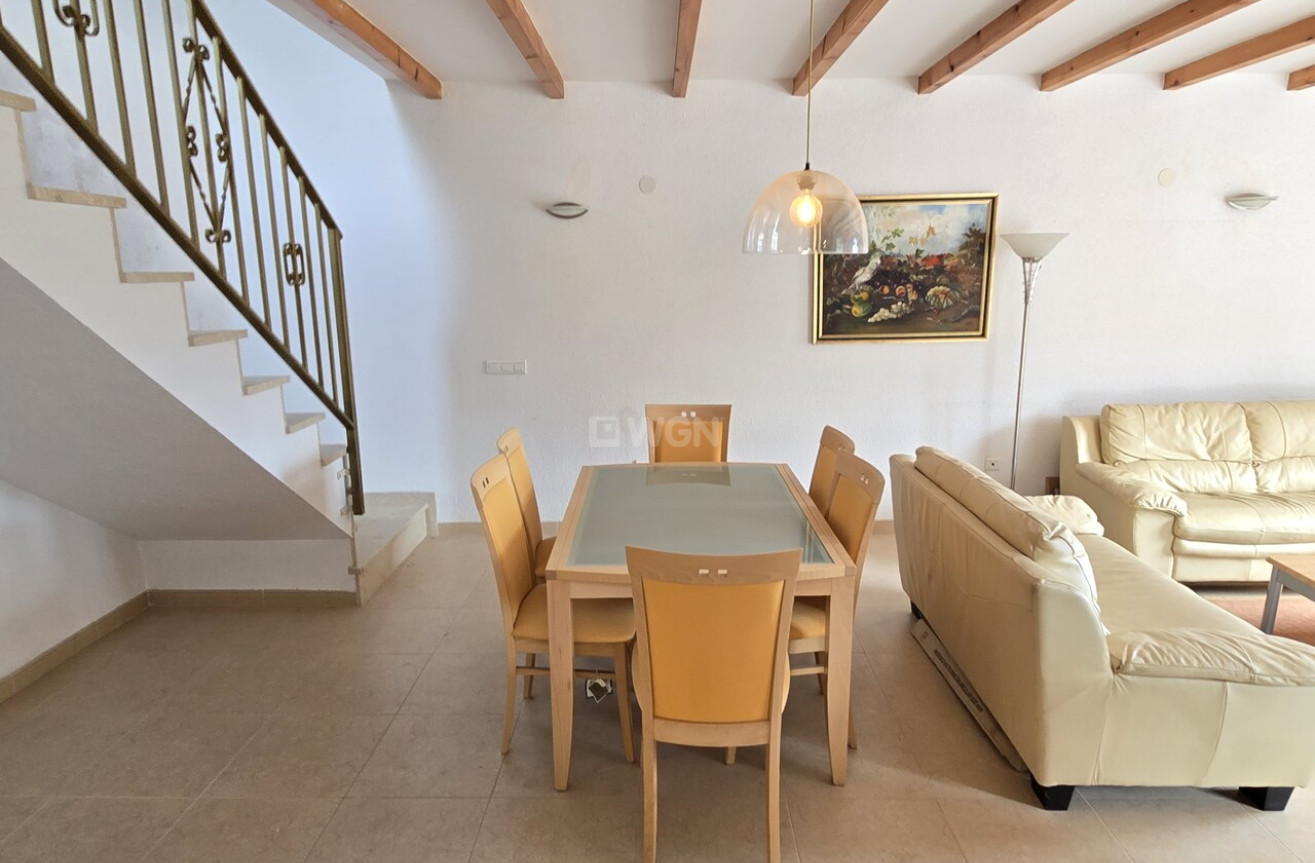 Odsprzedaż - Villa - Vinuela - Inland