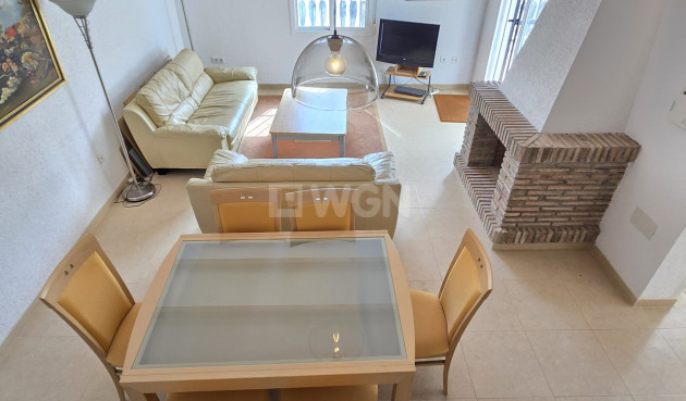 Odsprzedaż - Villa - Vinuela - Inland