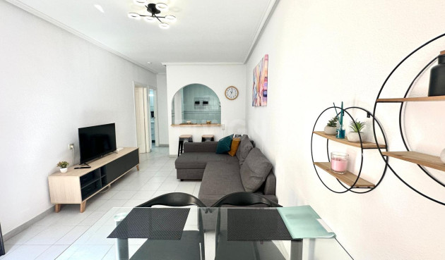 Resale - Apartment / flat - Torrevieja - Acequion