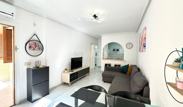 Resale - Apartment / flat - Torrevieja - Acequion