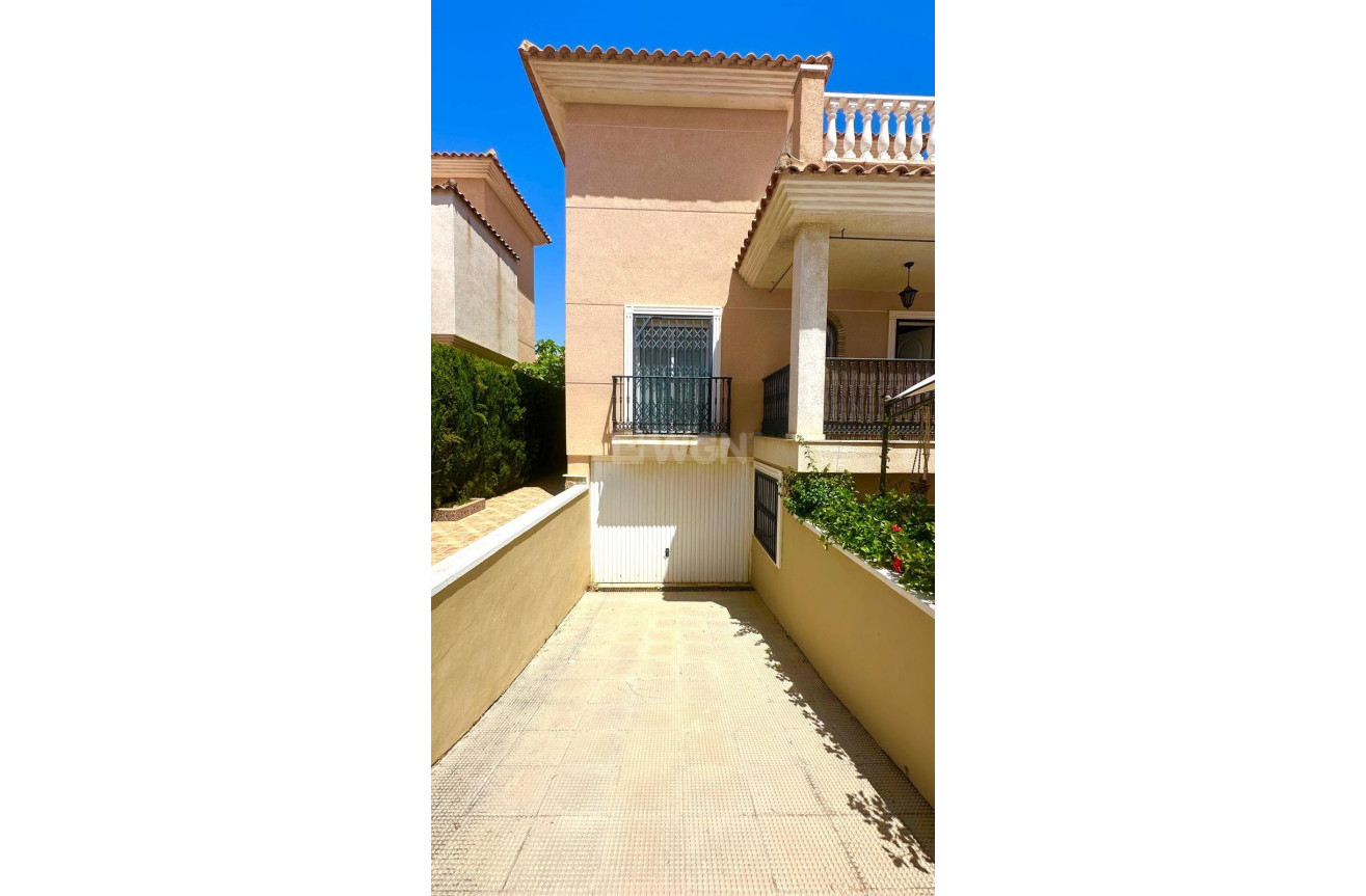 Resale - Townhouse - Orihuela - Urbanización Perla Del Mar