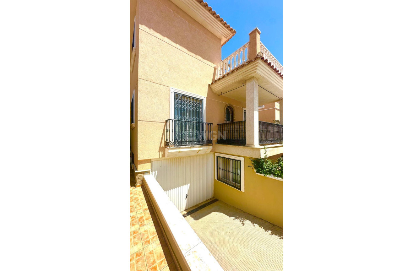 Resale - Townhouse - Orihuela - Urbanización Perla Del Mar