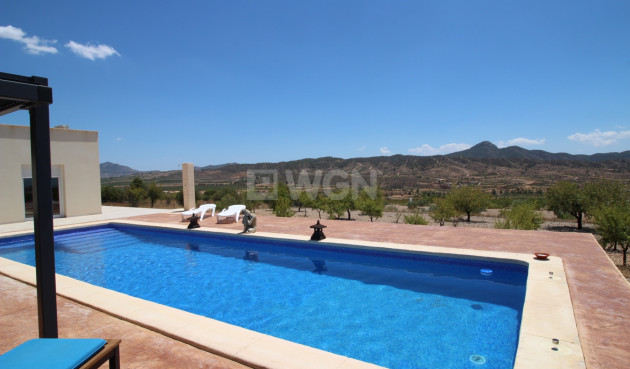 Odsprzedaż - Villa - Macisvenda - Inland