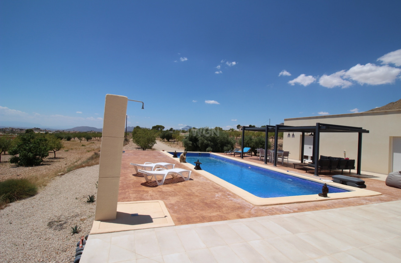 Odsprzedaż - Villa - Macisvenda - Inland