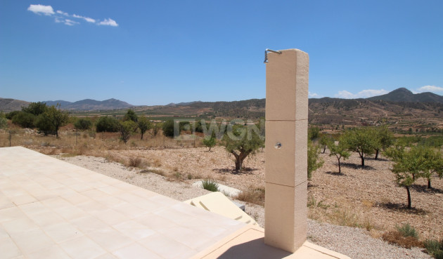 Odsprzedaż - Villa - Macisvenda - Inland