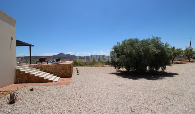 Odsprzedaż - Villa - Macisvenda - Inland