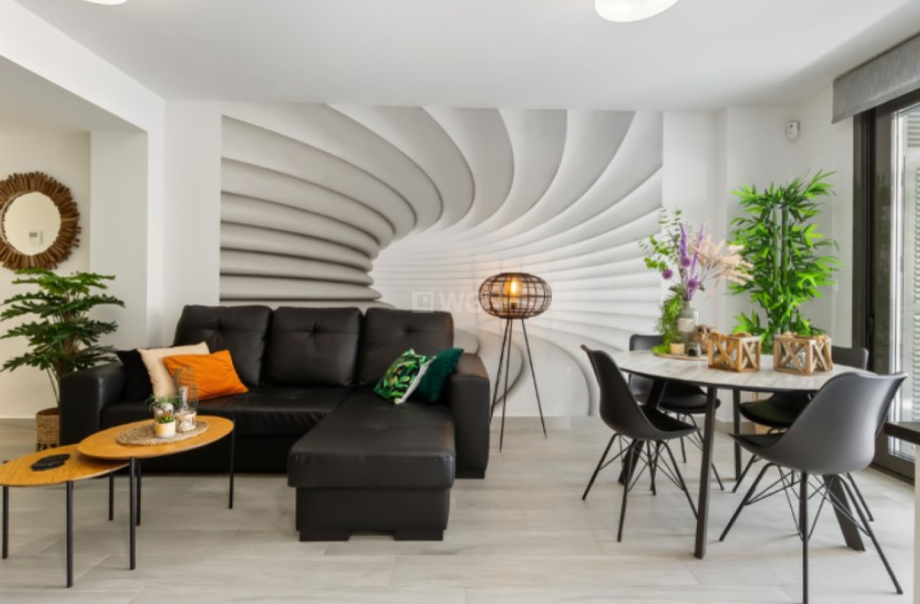 Odsprzedaż - Mieszkanie w bloku - Torrevieja - Costa Blanca