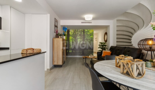 Odsprzedaż - Mieszkanie w bloku - Torrevieja - Costa Blanca