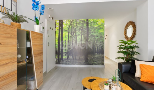 Odsprzedaż - Mieszkanie w bloku - Torrevieja - Costa Blanca