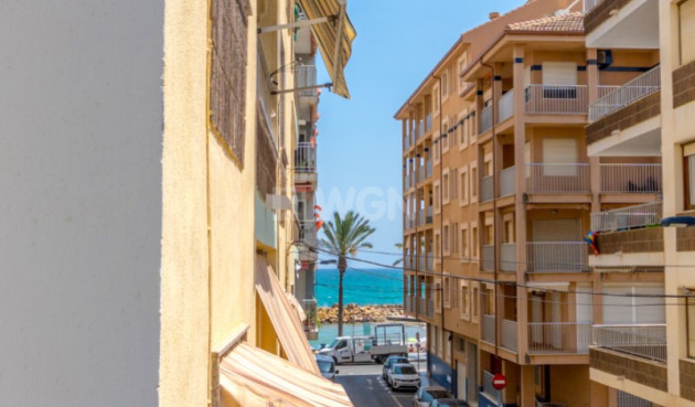 Odsprzedaż - Mieszkanie w bloku - Torrevieja - Costa Blanca