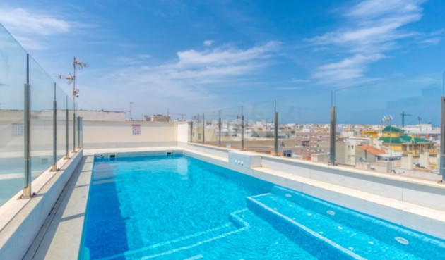 Odsprzedaż - Mieszkanie w bloku - Torrevieja - Costa Blanca