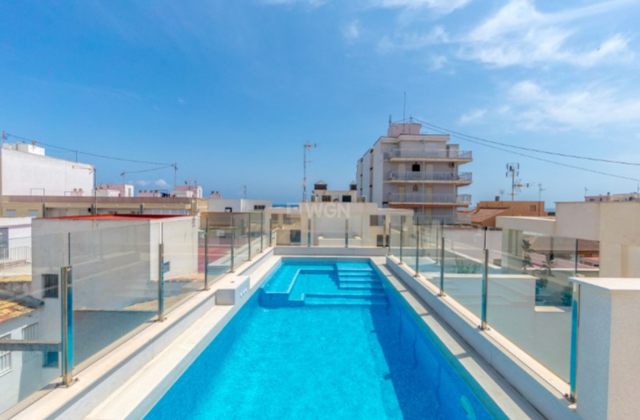 Odsprzedaż - Mieszkanie w bloku - Torrevieja - Costa Blanca