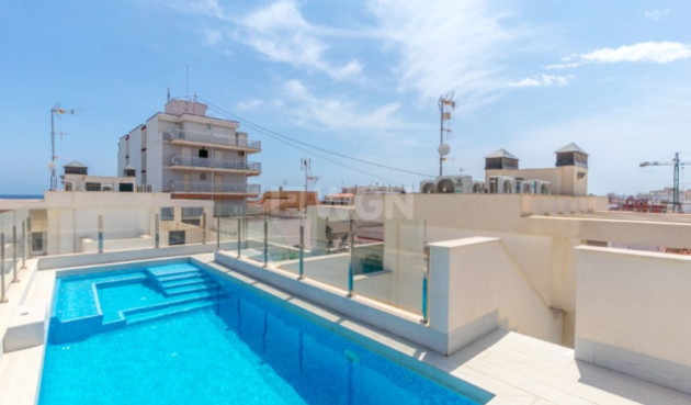 Odsprzedaż - Mieszkanie w bloku - Torrevieja - Costa Blanca