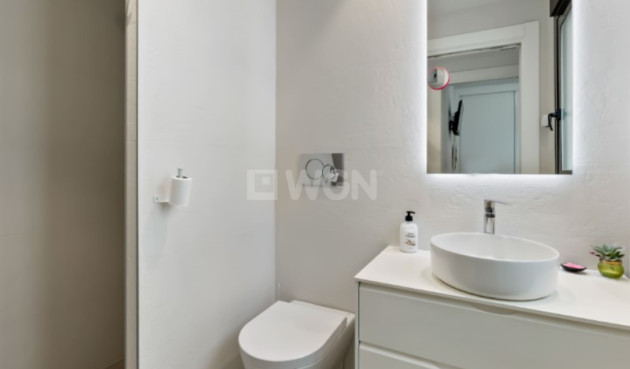 Odsprzedaż - Mieszkanie w bloku - Torrevieja - Costa Blanca