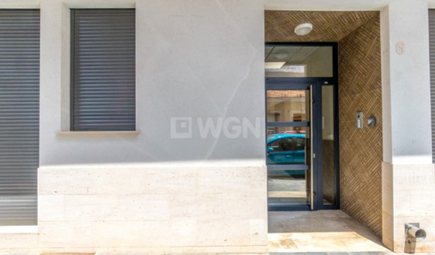 Odsprzedaż - Mieszkanie w bloku - Torrevieja - Costa Blanca