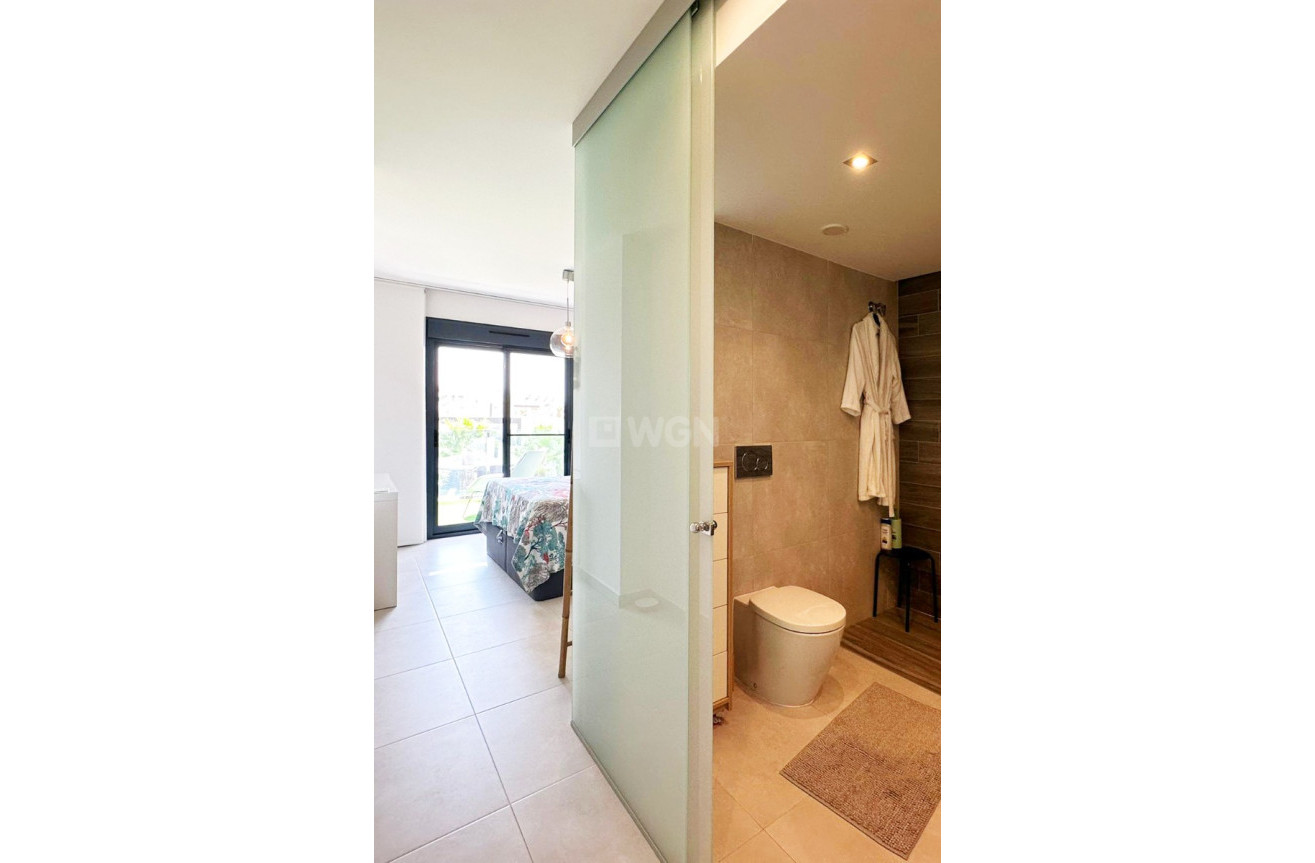 Odsprzedaż - Mieszkanie w bloku - Guardamar del Segura - Costa Blanca