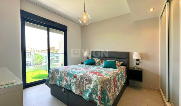 Odsprzedaż - Mieszkanie w bloku - Guardamar del Segura - Costa Blanca