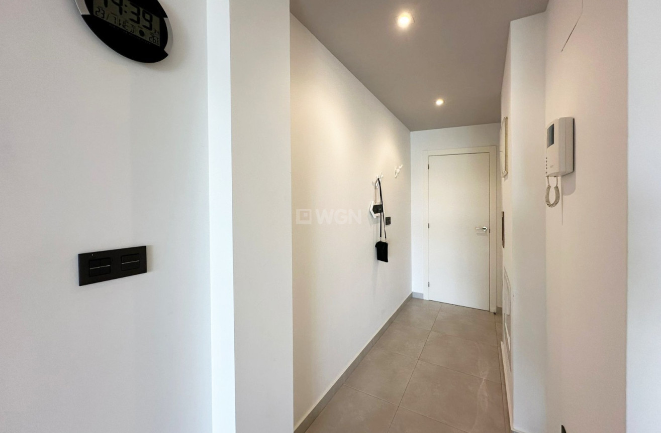 Odsprzedaż - Mieszkanie w bloku - Guardamar del Segura - Costa Blanca