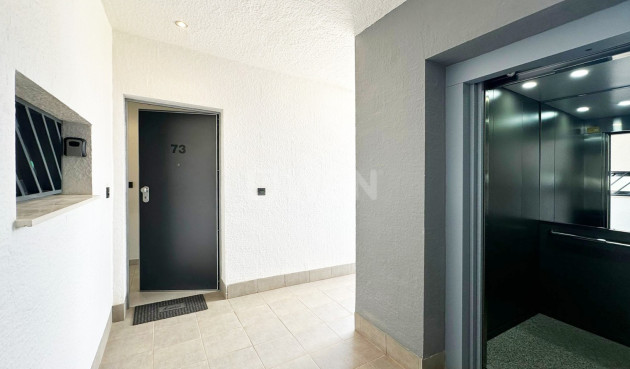 Odsprzedaż - Mieszkanie w bloku - Guardamar del Segura - Costa Blanca