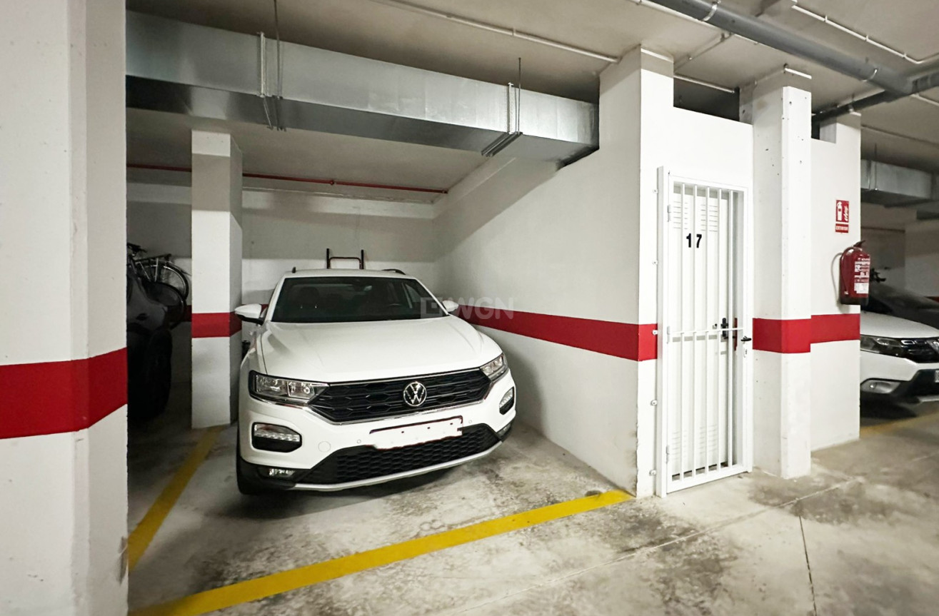 Odsprzedaż - Mieszkanie w bloku - Guardamar del Segura - Costa Blanca