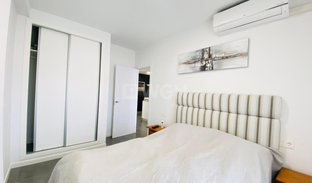 Odsprzedaż - Mieszkanie w bloku - Orihuela Costa - Altos De Campoamor