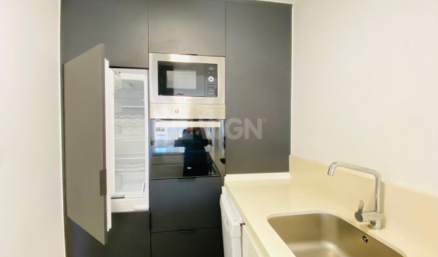 Odsprzedaż - Mieszkanie w bloku - Orihuela Costa - Altos De Campoamor