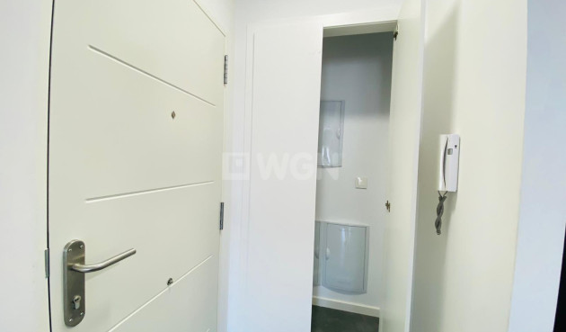 Odsprzedaż - Mieszkanie w bloku - Orihuela Costa - Altos De Campoamor