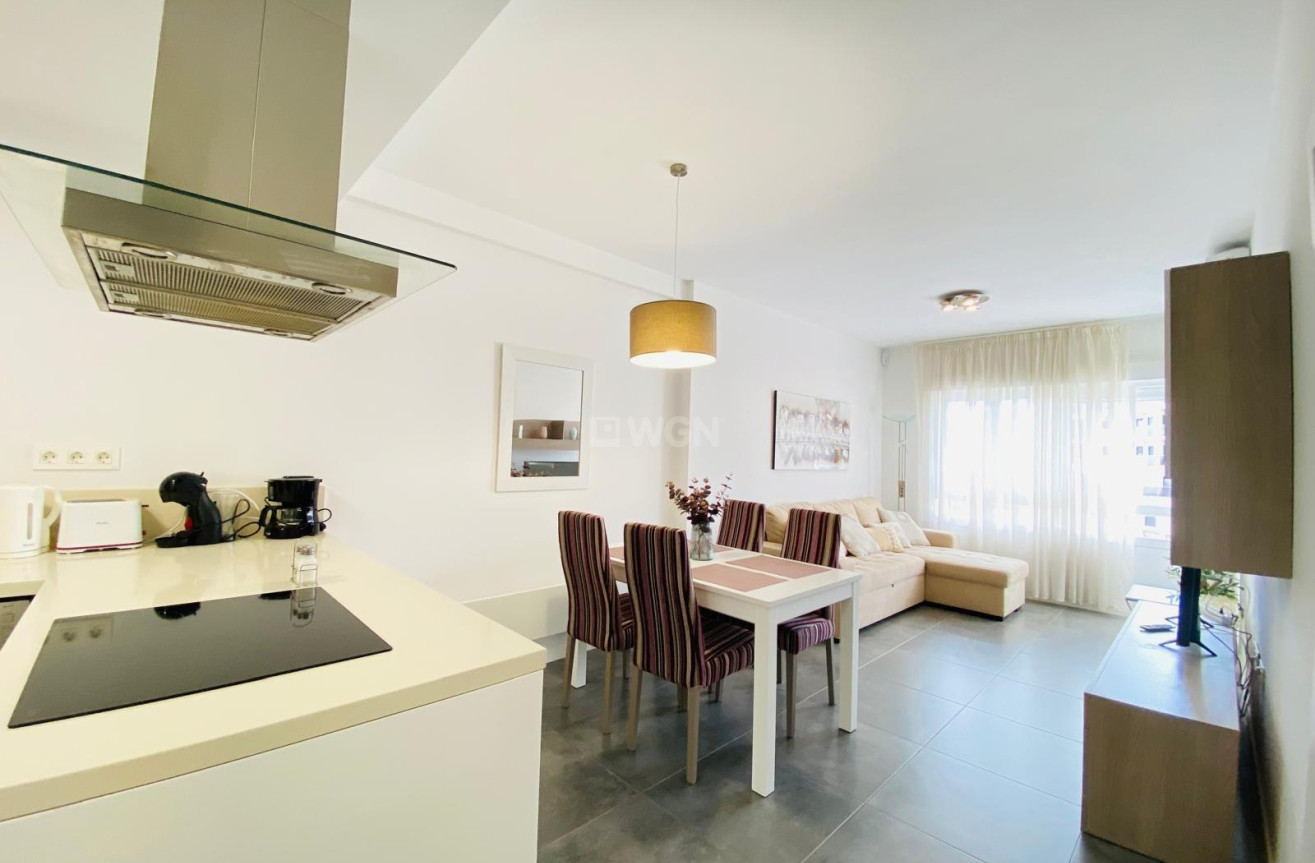 Odsprzedaż - Mieszkanie w bloku - Orihuela Costa - Altos De Campoamor