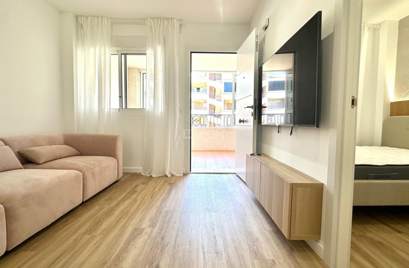 Resale - Apartment / flat - Orihuela - Los Balcones Y Los Altos