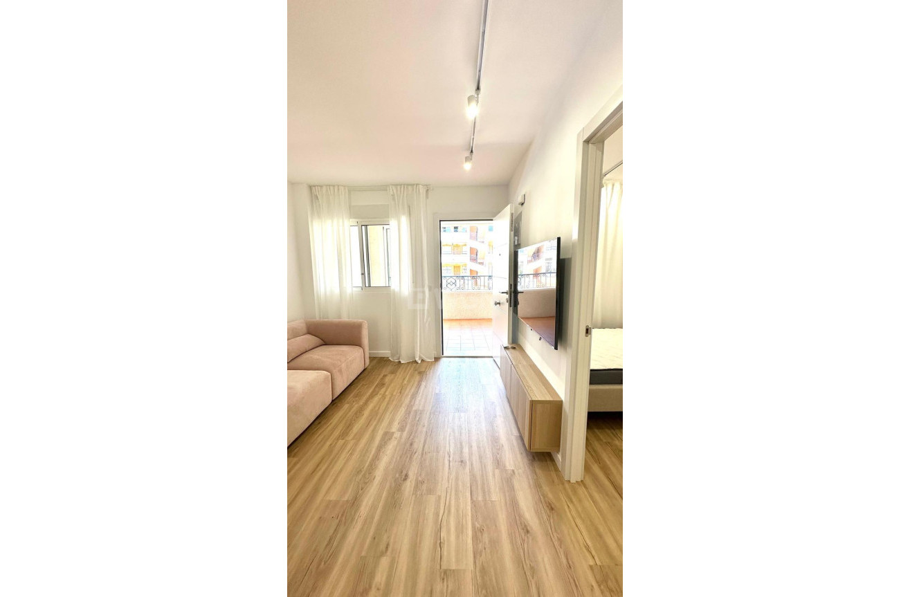 Resale - Apartment / flat - Orihuela - Los Balcones Y Los Altos