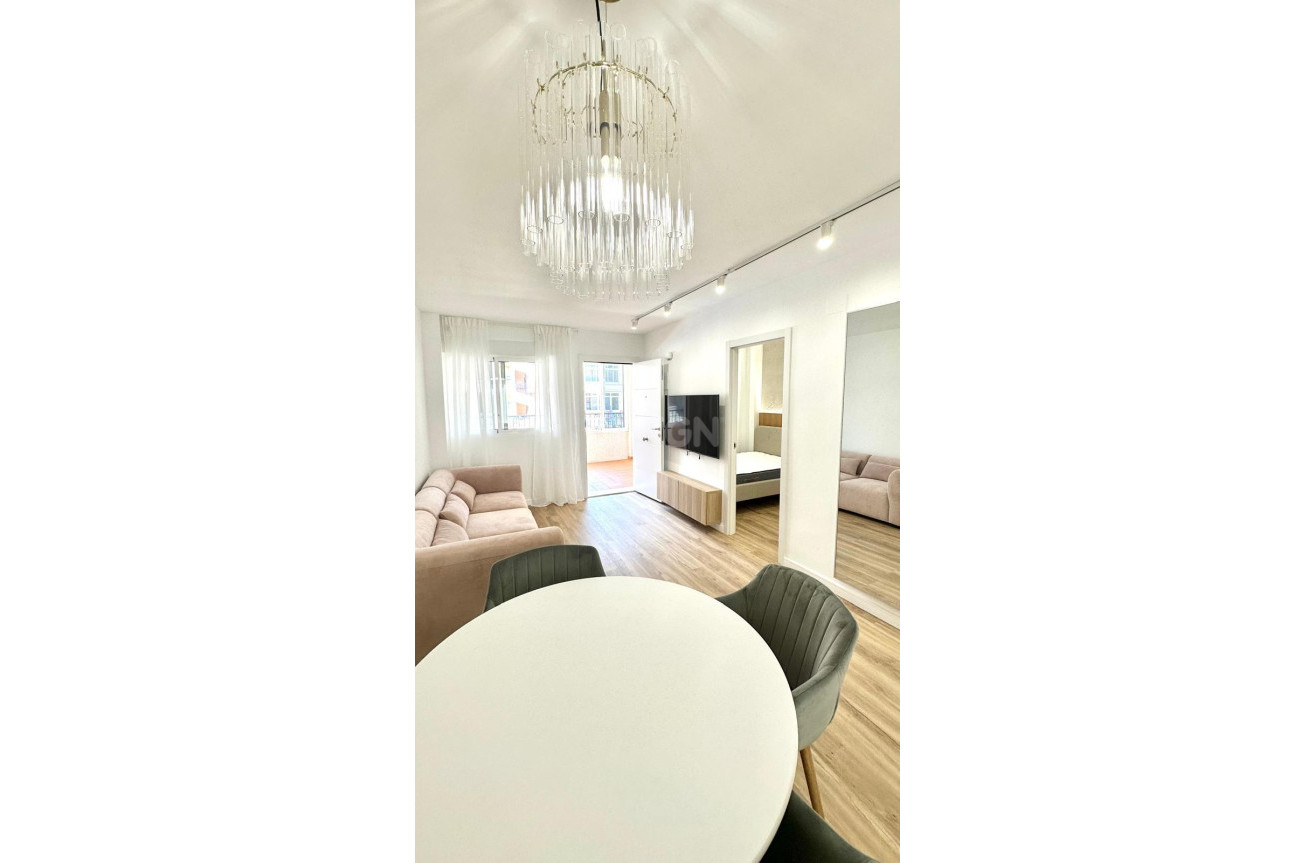 Resale - Apartment / flat - Orihuela - Los Balcones Y Los Altos