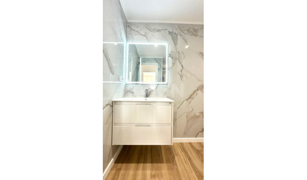 Resale - Apartment / flat - Orihuela - Los Balcones Y Los Altos