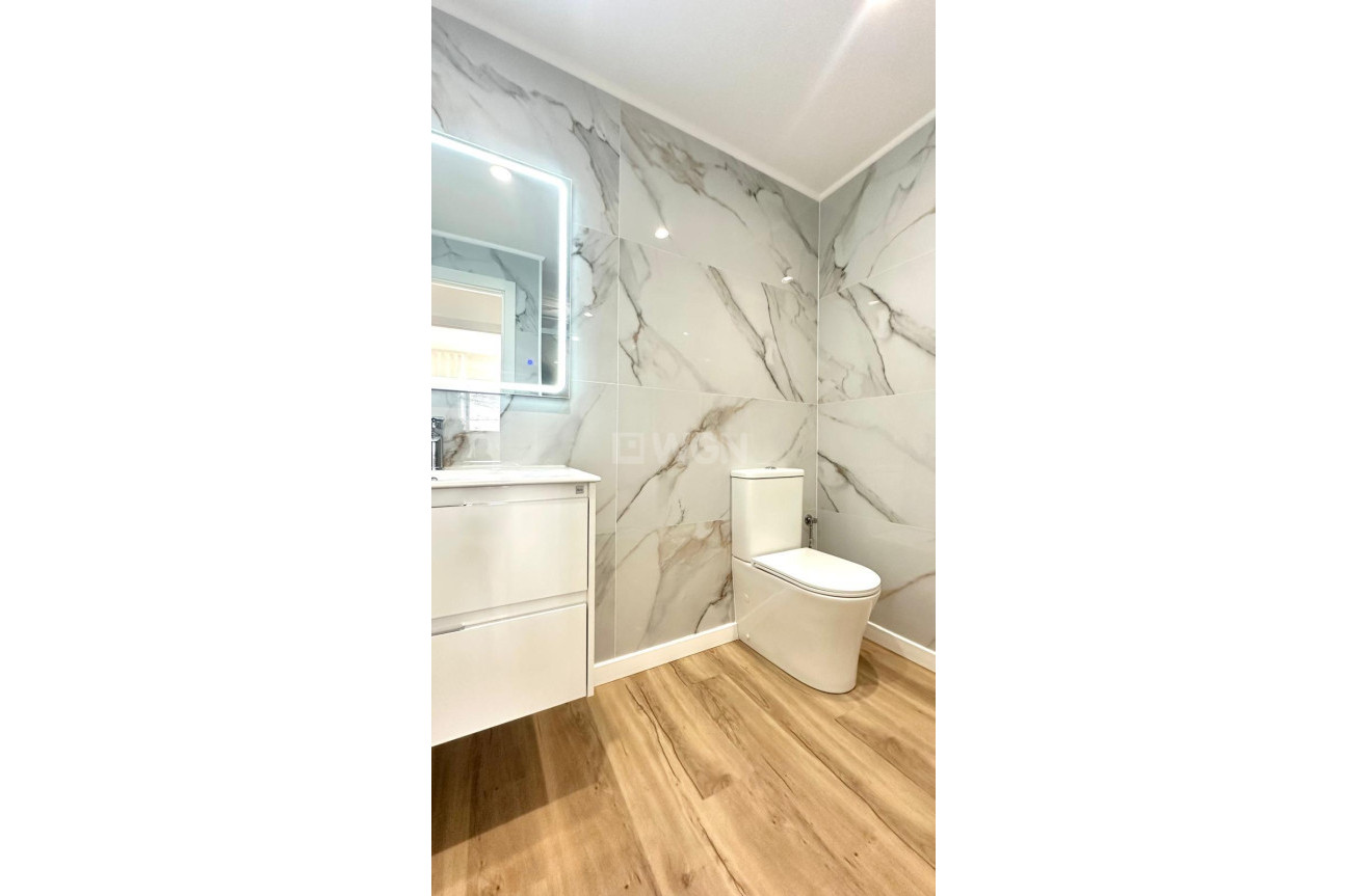 Resale - Apartment / flat - Orihuela - Los Balcones Y Los Altos