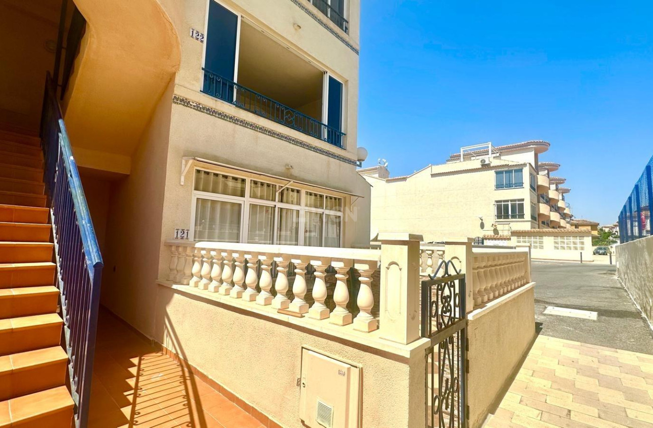 Resale - Apartment / flat - Orihuela - Los Balcones Y Los Altos