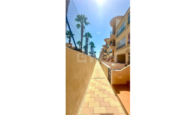 Resale - Apartment / flat - Orihuela - Los Balcones Y Los Altos