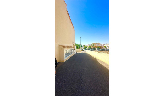 Resale - Apartment / flat - Orihuela - Los Balcones Y Los Altos